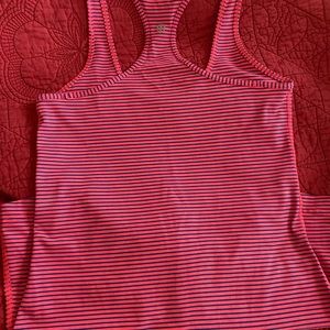 Lululemon tank